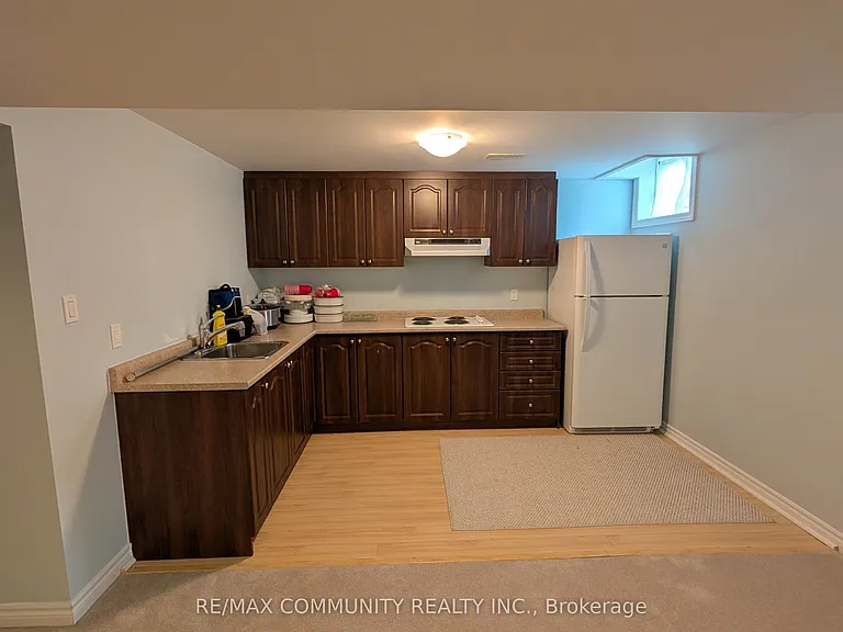324 Father Tobin Rd #BASEMENT — Photo 6