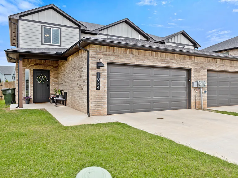 1024 Carpe Diem Ct — Photo 1