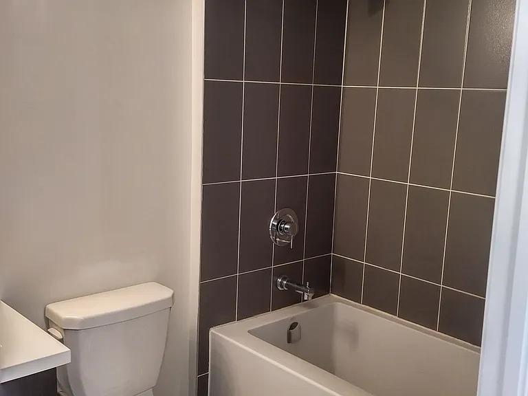 80 Orchid Place Dr #309 — Photo 8
