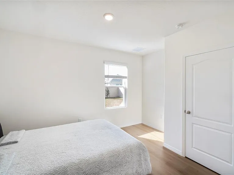 2630 Angel Falls Dr — Photo 21
