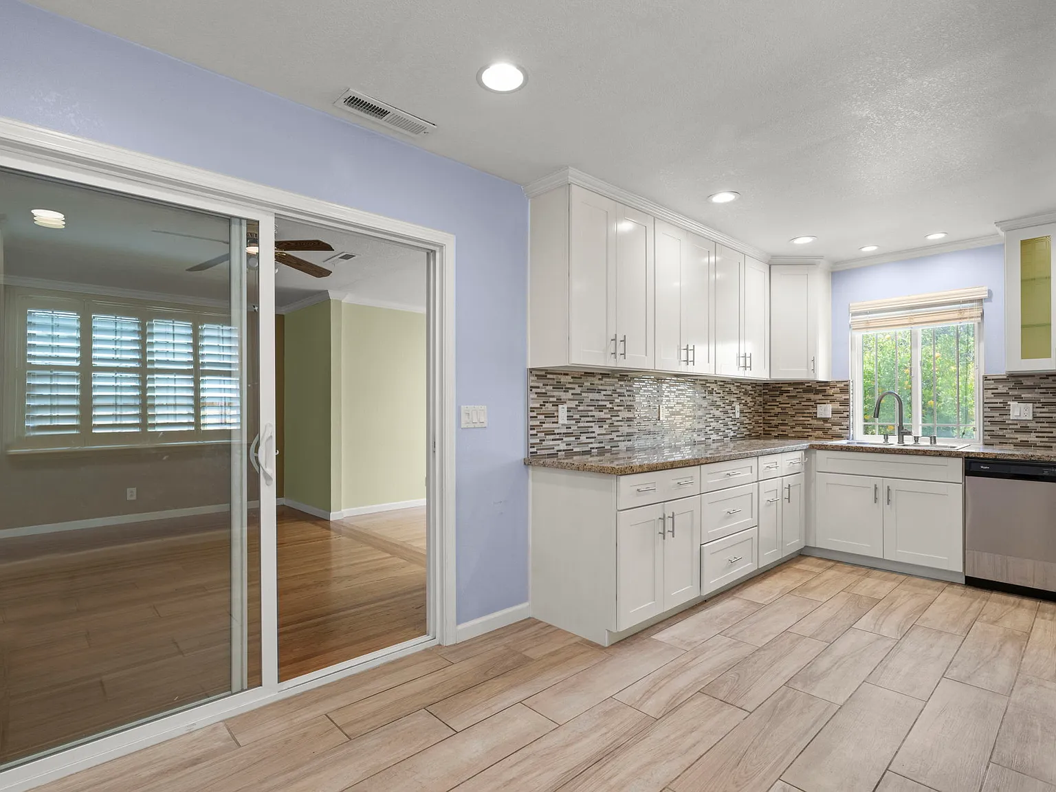 3 bed, 1434 sqft, $5,500 — Photo 3