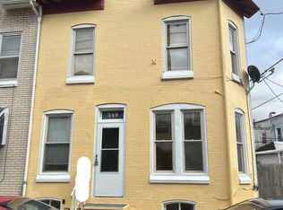 349 Pearl St, Reading, PA 19602
