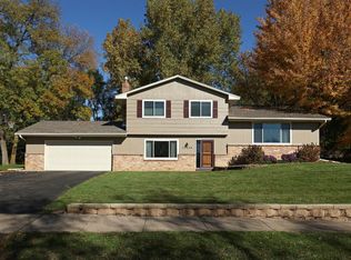 17354 Weaver Lake Dr, Maple Grove, MN 55311