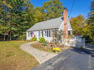 14 Gordon St, Simsbury, CT 06070