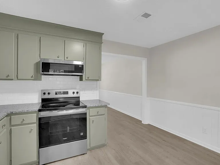 3908 Persimmon St #3908 — Photo 1