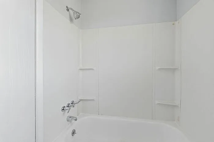 741 McPherson Dr — Photo 17