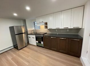 (Undisclosed Address), North Vancouver, BC V7M 1T9