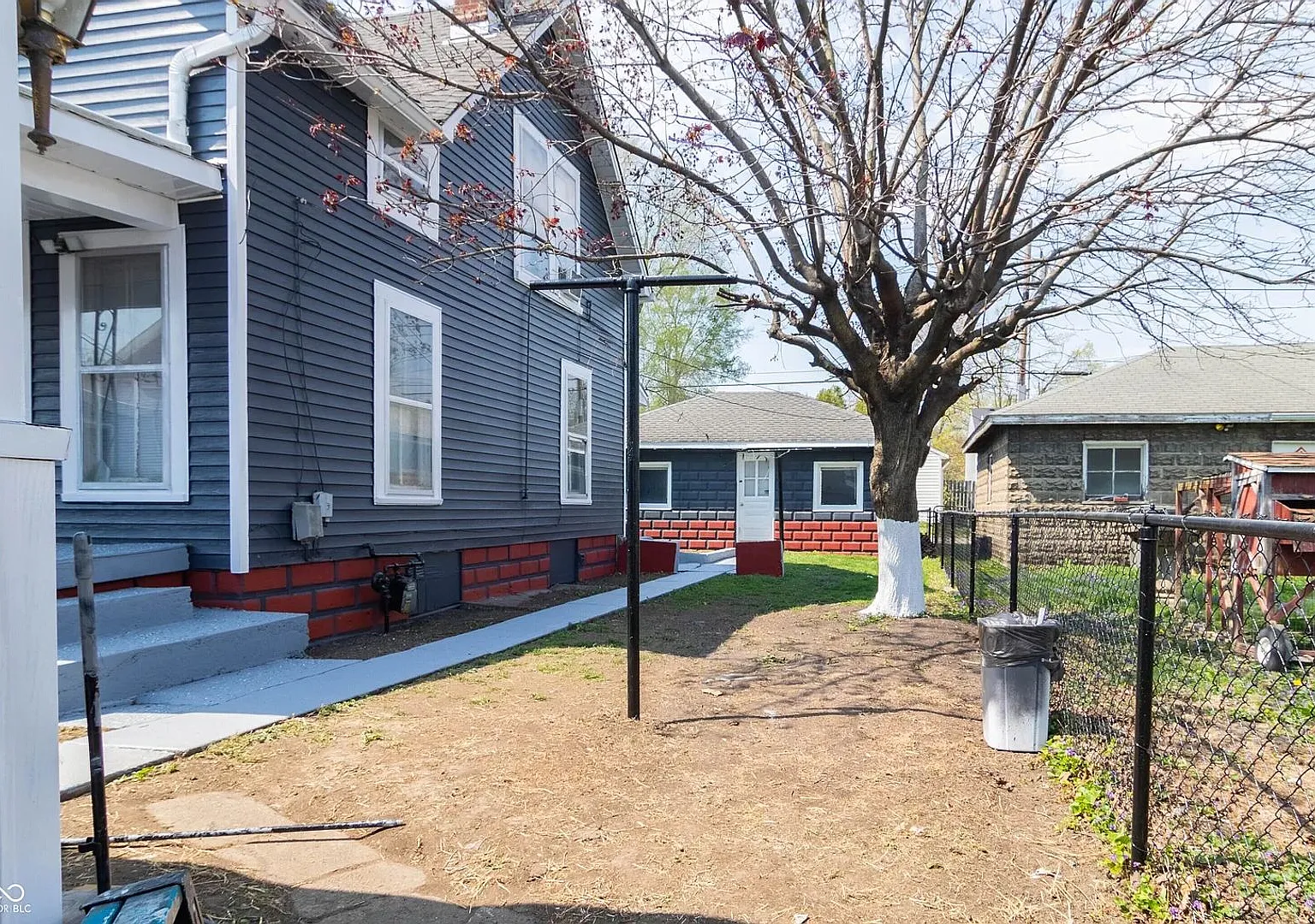 856 River Ave — Photo 3