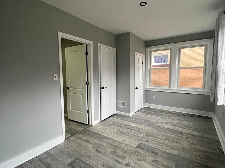 924 Clarissa St #1 — Photo 7