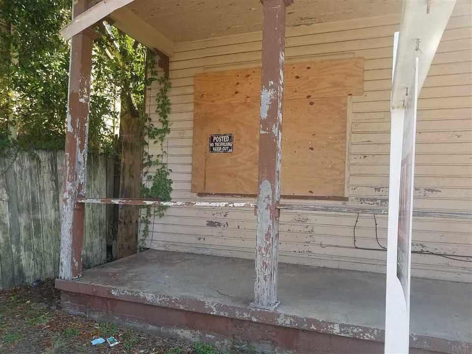 2nd image of 316 N Spring St