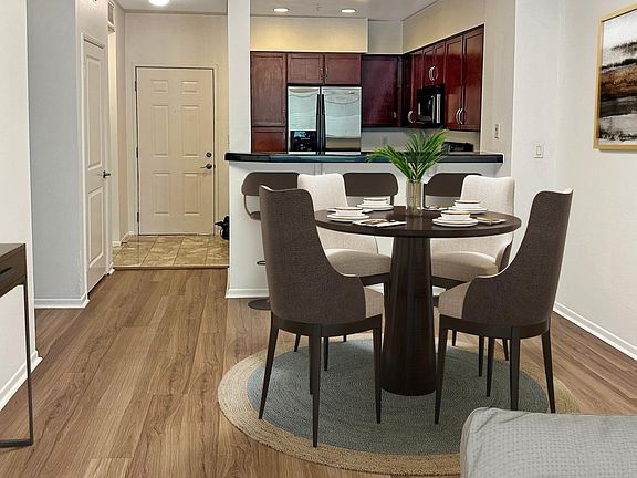 5th image of 6400 Crescent Park E APT 221