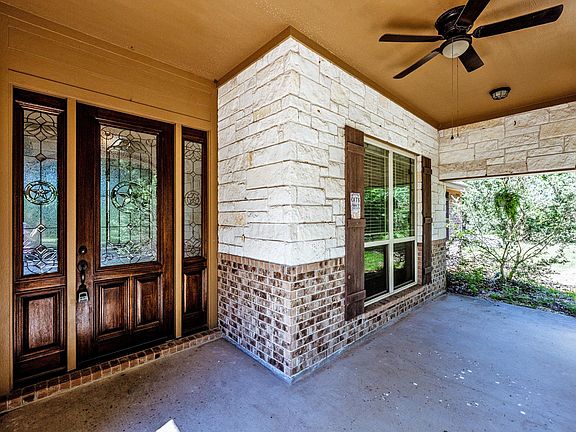 5th image of 325 Planter Pointe Dr