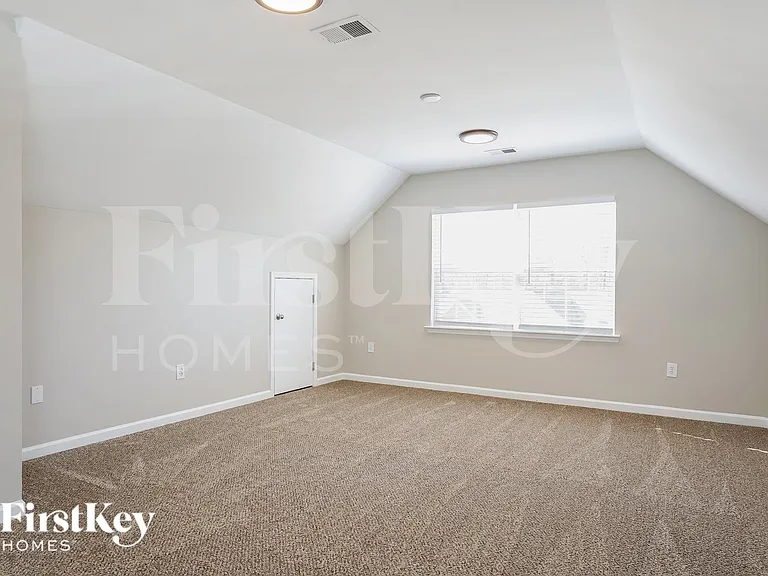4018 Maid Marion Ct — Photo 13