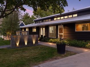 4813 W Sunnyslope Rd, Minneapolis, MN 55424