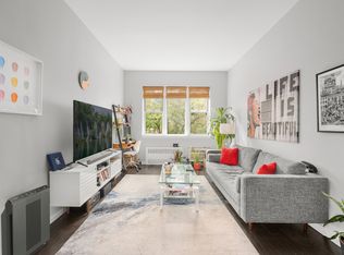 421 W 57th St APT 3C, New York, NY 10019