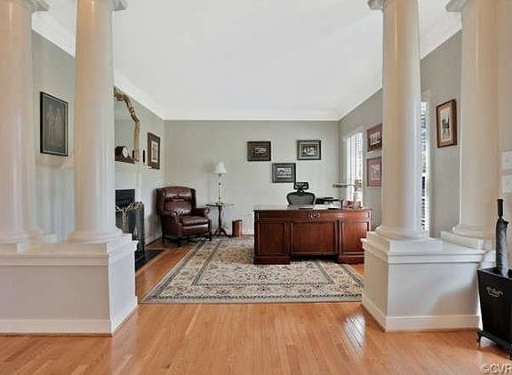 5th image of 5112 Blairmont Dr