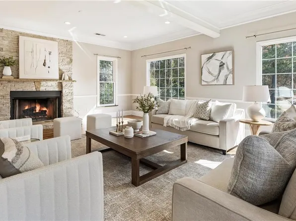 14440 Cogburn Rd, Milton, GA 30004