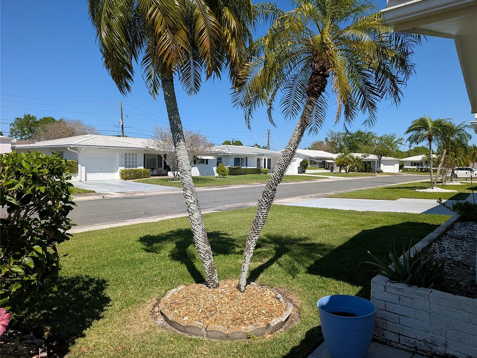 2 bed, 1225 sqft, $2,000 — Photo 4