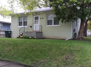 213 Peoria St, Waterloo, IA 50701