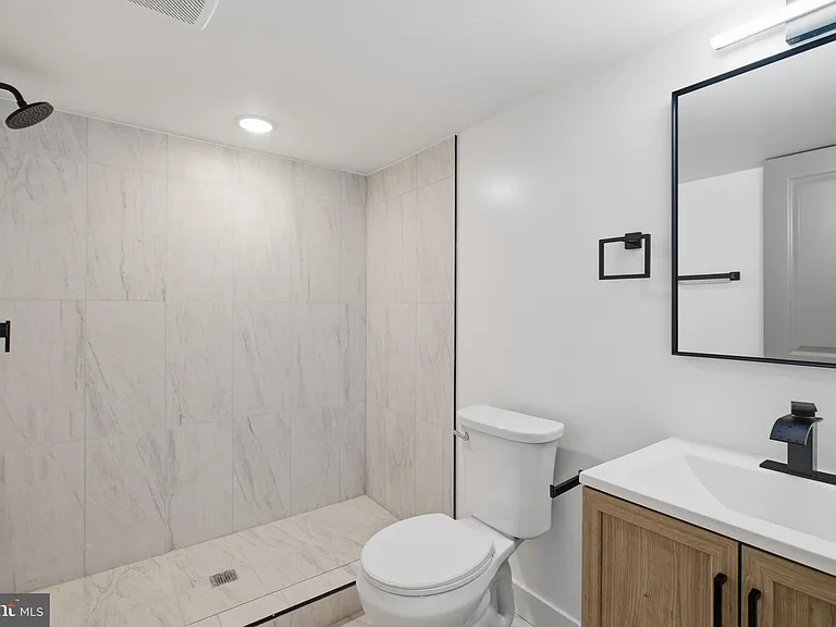 3931 Fairmount Ave #1 — Photo 16