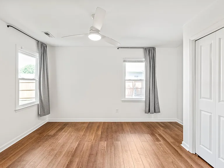 1118 Polk St — Photo 17