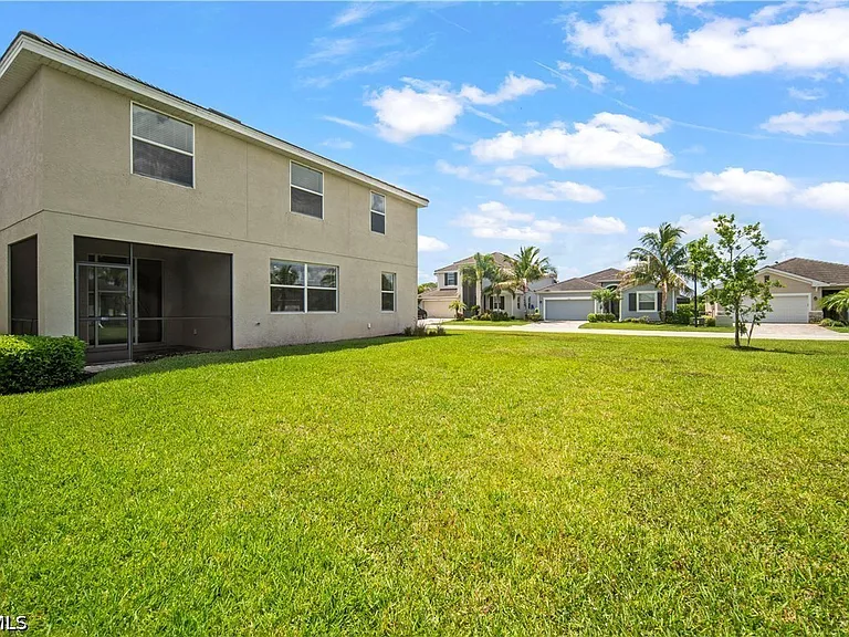 4234 Bluegrass Dr — Photo 33