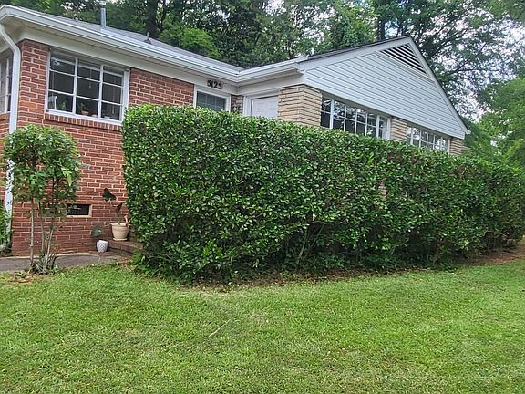 2nd image of 5123 Valley Stream Rd #A