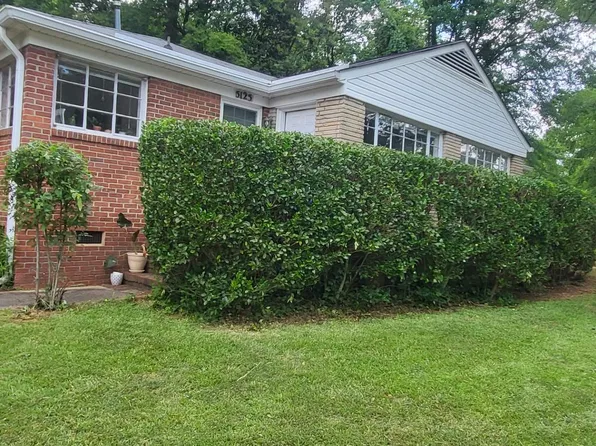 5123 Valley Stream Rd #A, Charlotte, NC 28209