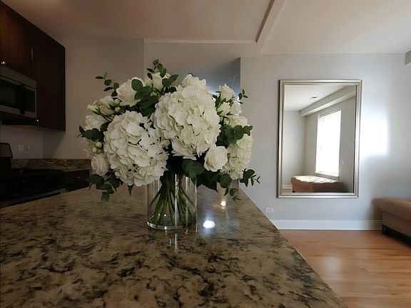 3rd image of 2224 N Bissell St APT 3