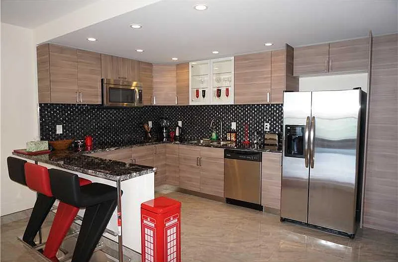 Ocean Reserve Condo — Photo 1