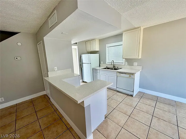 5187 Greene Ln #C — Photo 9