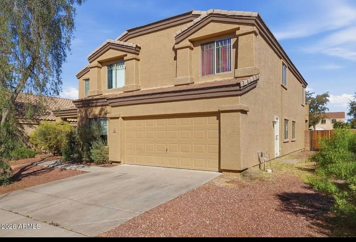 6 bed, 4187 sqft, $3,395 — Photo 1