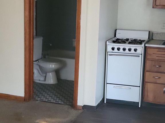 2nd image of 3920 N 6th St #7