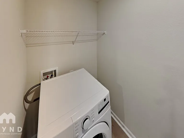 7124 Galway City St — Photo 18