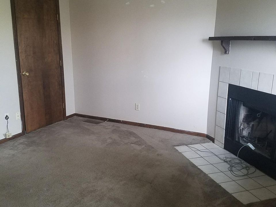 1st image of 1577 Virginia Ave