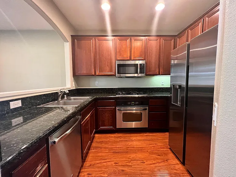 10482 Hollingsworth Way #188 — Photo 9