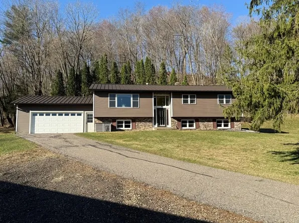 E3497 Croal Hollow Rd, Hillpoint, WI 53937