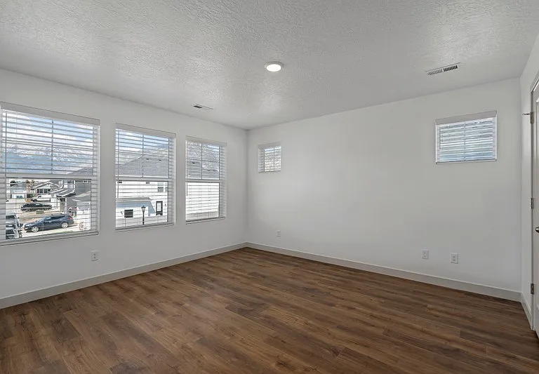 4973 W Willowbank Dr — Photo 17