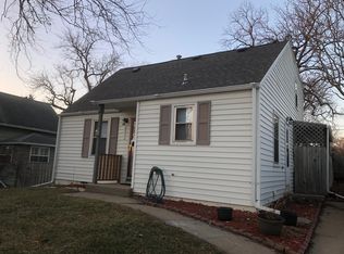 8032 Maywood St, Ralston, NE 68127