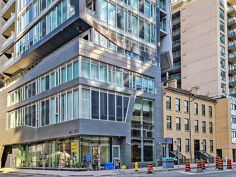 68 Shuter St #1810 — Photo 29