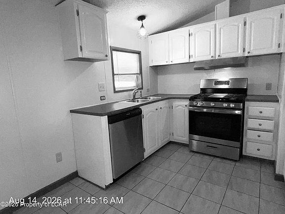 4th image of 92 Carverton Rd