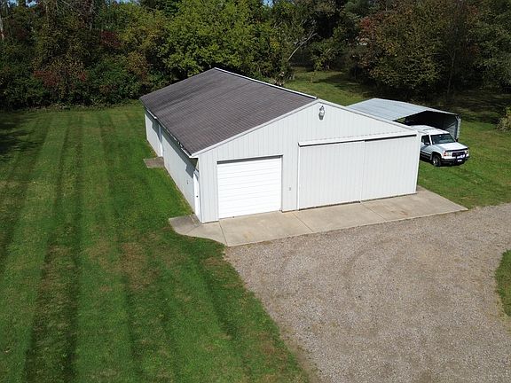 4th image of 3100 Vliet Ln