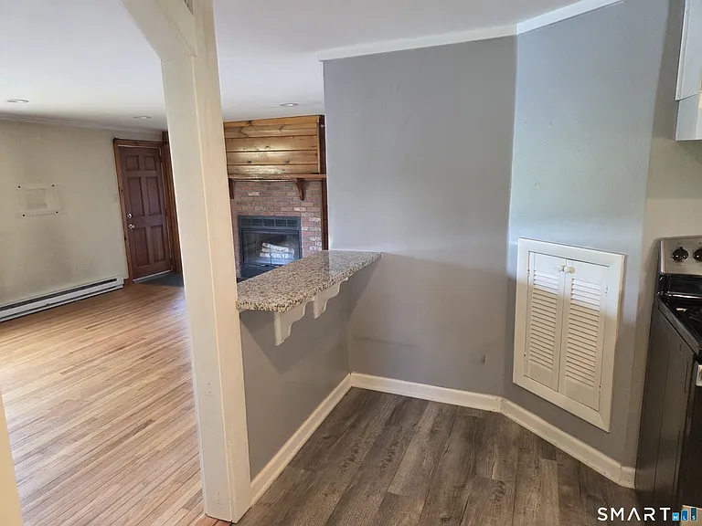 50 Beach Dr — Photo 7