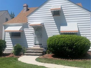 21607 Kenyon Dr, Maple Heights, OH 44137