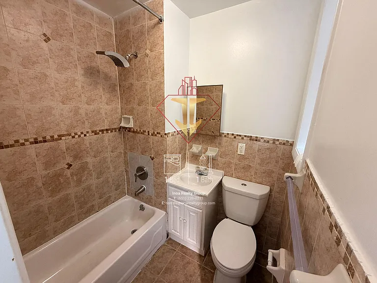 5902-04 Madison St #11 — Photo 2