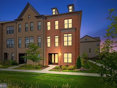 12315 Yellow Buckeye Way, Fairfax, VA, 22030