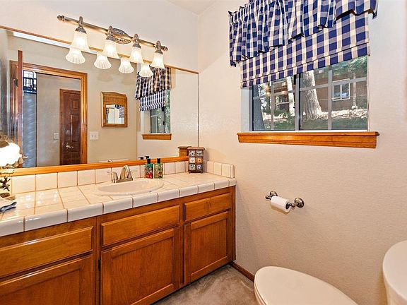 4th image of 26475 Augusta Dr