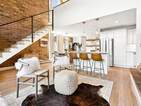 54 Columbine Cir #C20, Avon, CO 81620