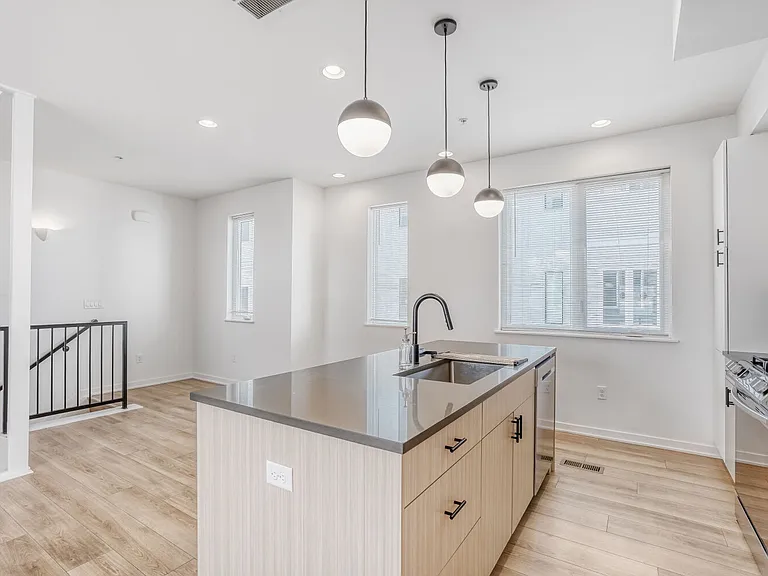 3101 W 47th Ave #19 — Photo 8