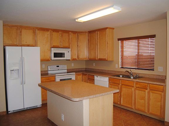 3rd image of 11456 W McCaslin Rose Ln